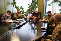 KFOR, KSF join Kosovo key leaders in visit to waste management plant