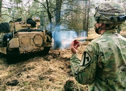 Trooper maneuvers Bradley