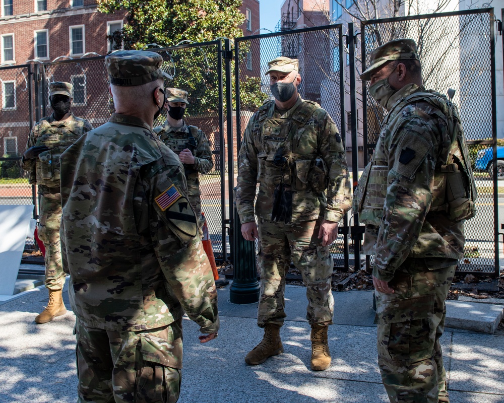 28th Infantry Division leadership visit Soldiers in D.C.