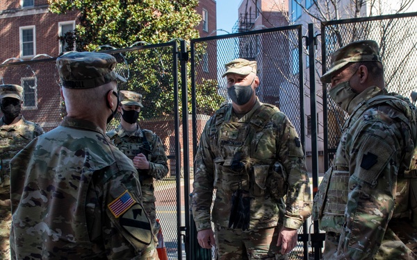 28th Infantry Division leadership visit Soldiers in D.C.