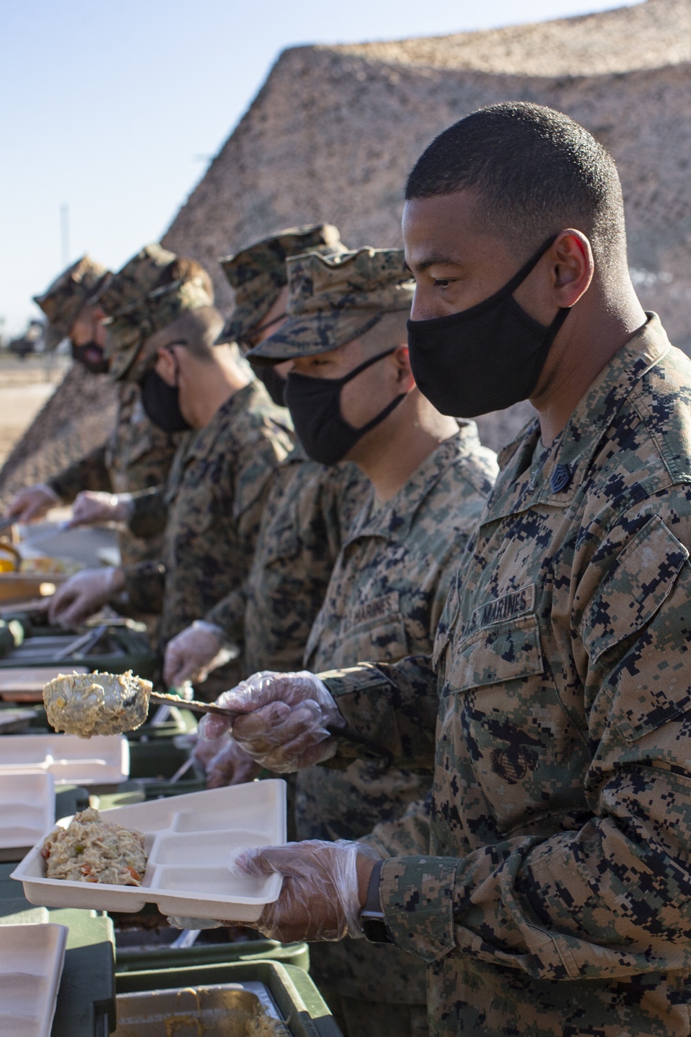 Fueled to Fight: 11th MEU operates Expeditionary Field Kitchen at RUT