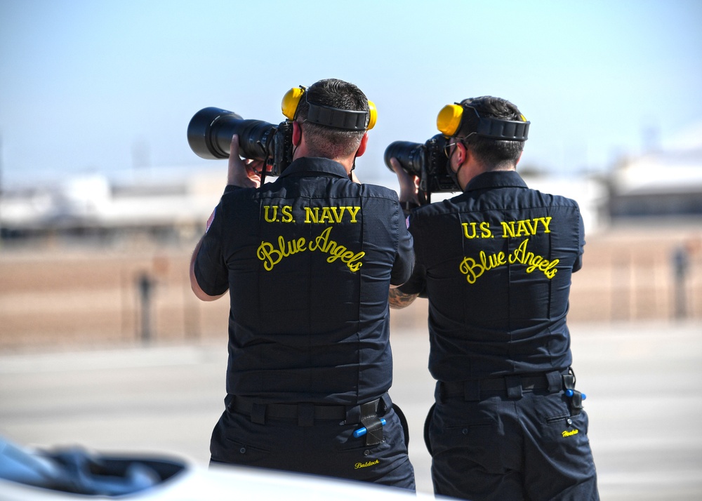 Blue Angels winter training 2021