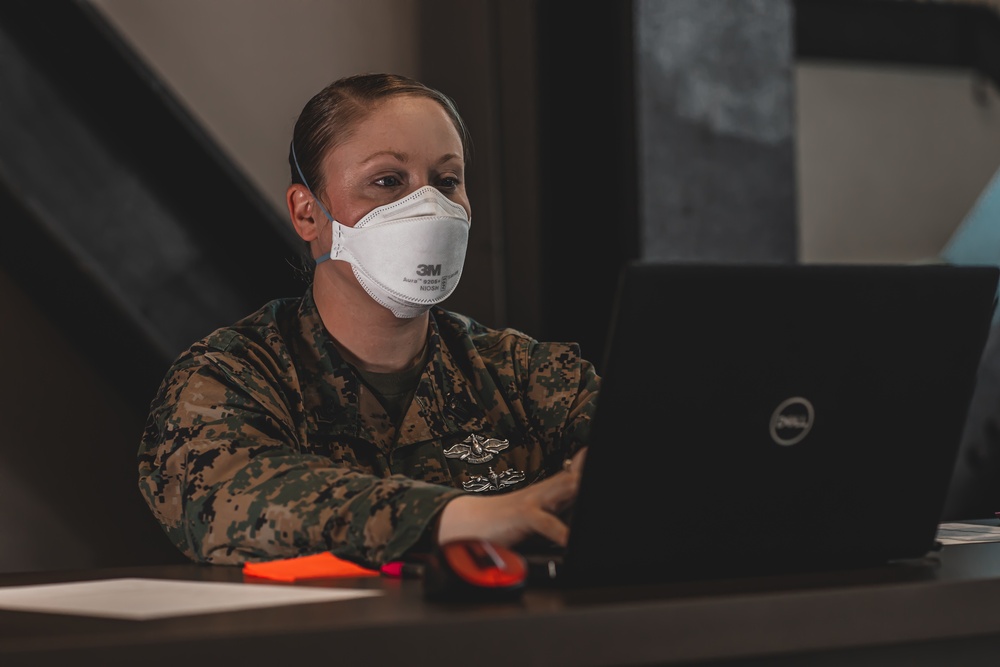 1st MLG Marines and Sailors conduct vaccinations at Globe Life Field Community Vaccination Center