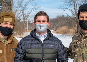 Major General Robert F. Whittle, Jr. visits the USACE Buffalo District's Cleveland field office
