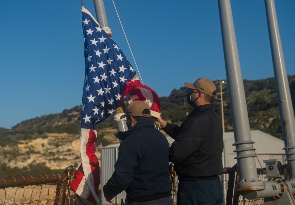 USS Mahan Pulls Into Souda Bay