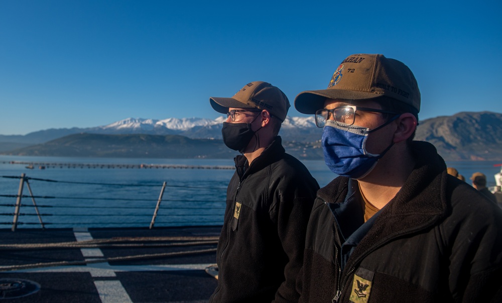 USS Mahan Departs Souda Bay