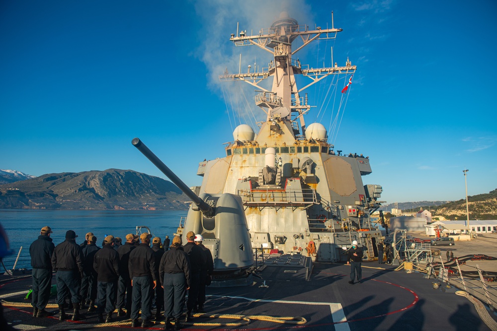 USS Mahan Departs Souda Bay