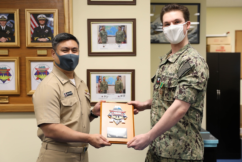 Hillsboro native honored by Submarine Force Admiral in Japan