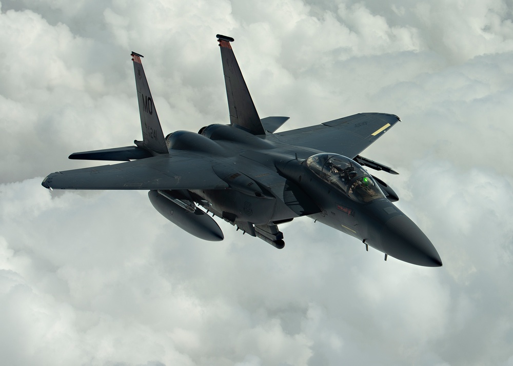 908th EARS aerial refuels F-15Es, F-16Cs