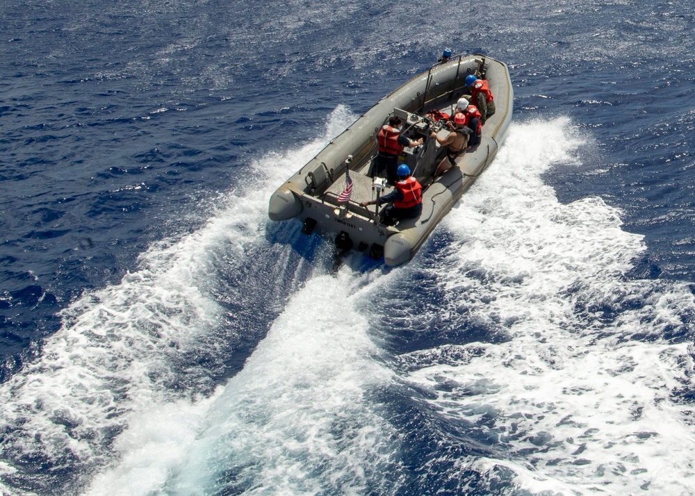 USS Bunker Hill (CG 52) Conducts Routine Operations