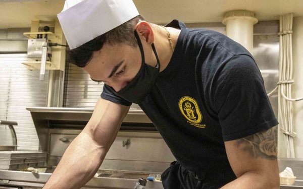 USS Makin Island Underway