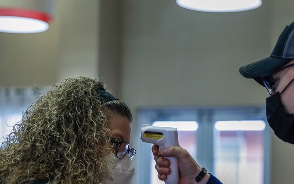 U.S Army Reserve COVID-19 response team conduct redeployment briefing