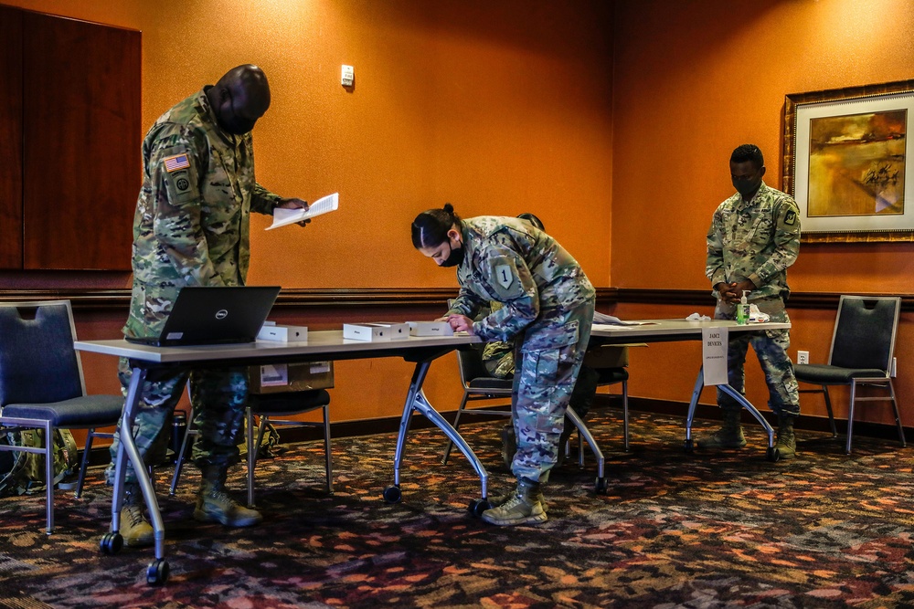 U.S Army Reserve COVID-19 response team conduct redeployment briefing