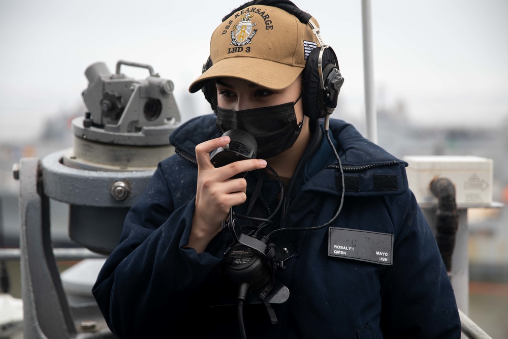 Kearsarge departs Naval Station Norfolk
