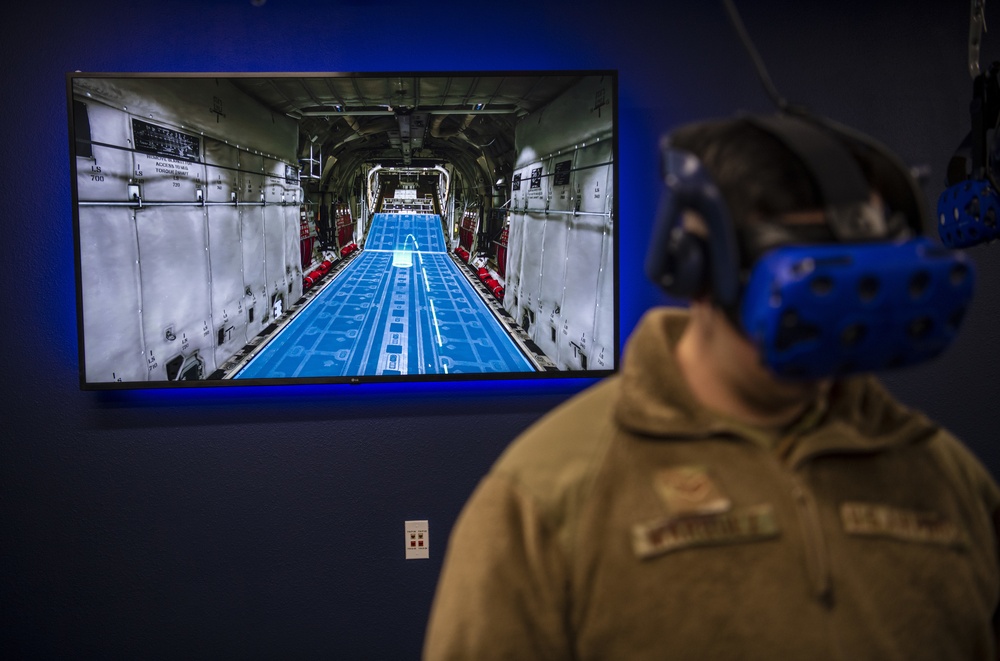 Dyess Airmen expand on virtual forces