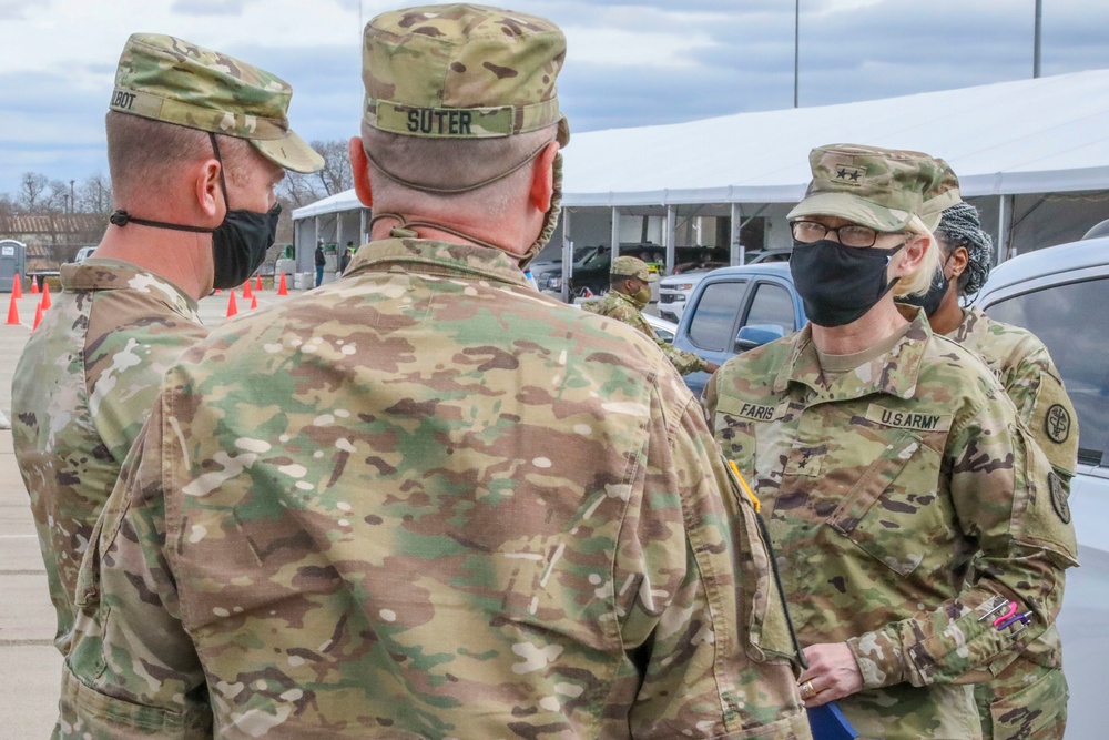National Guard Deputy Surgeon General visits Dallas Community Vaccination Center