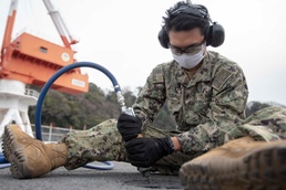 USS Ronald Reagan (CVN 76) Flightdeck Maintenance