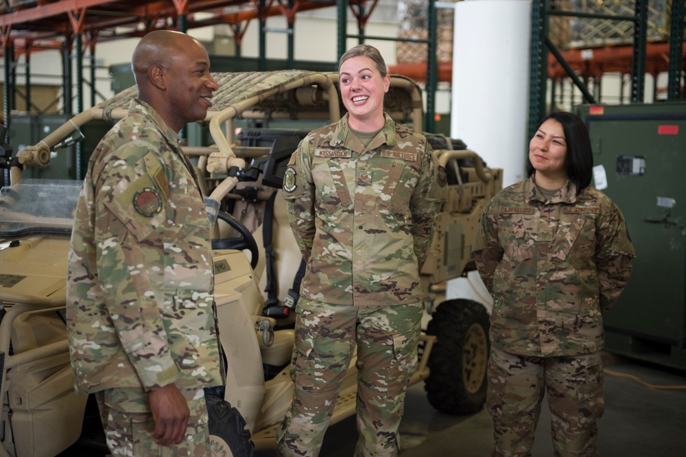 CMSAF Wright visits Devil Raiders