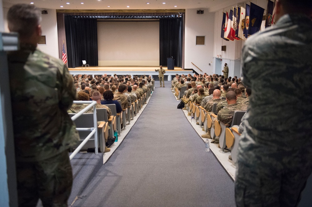 CMSAF Wright visits Devil Raiders