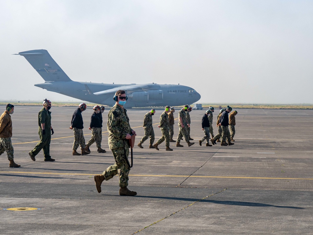 VP-46 Sigonella FOD Walk Down