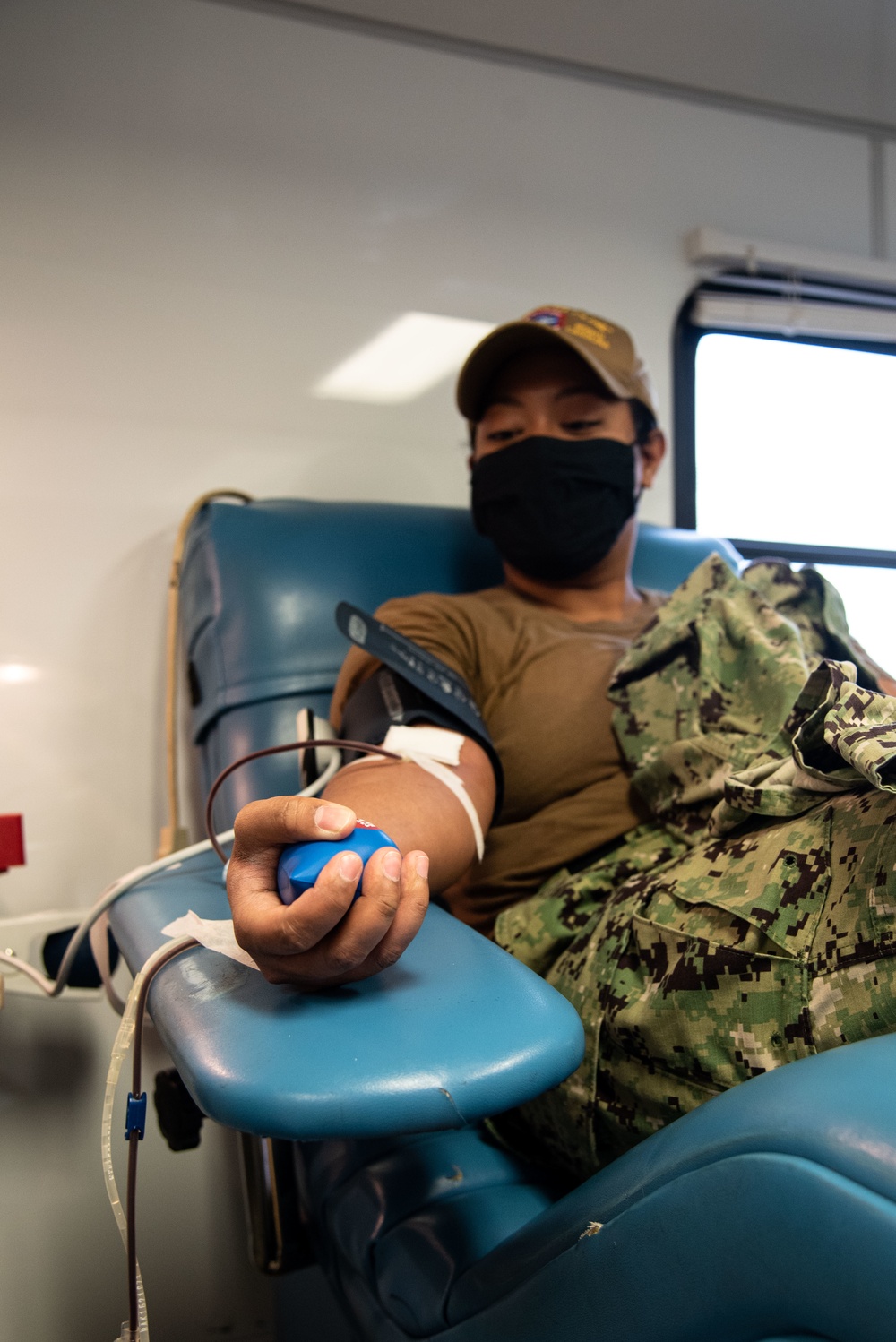Cherry Point Sailors Donate Blood
