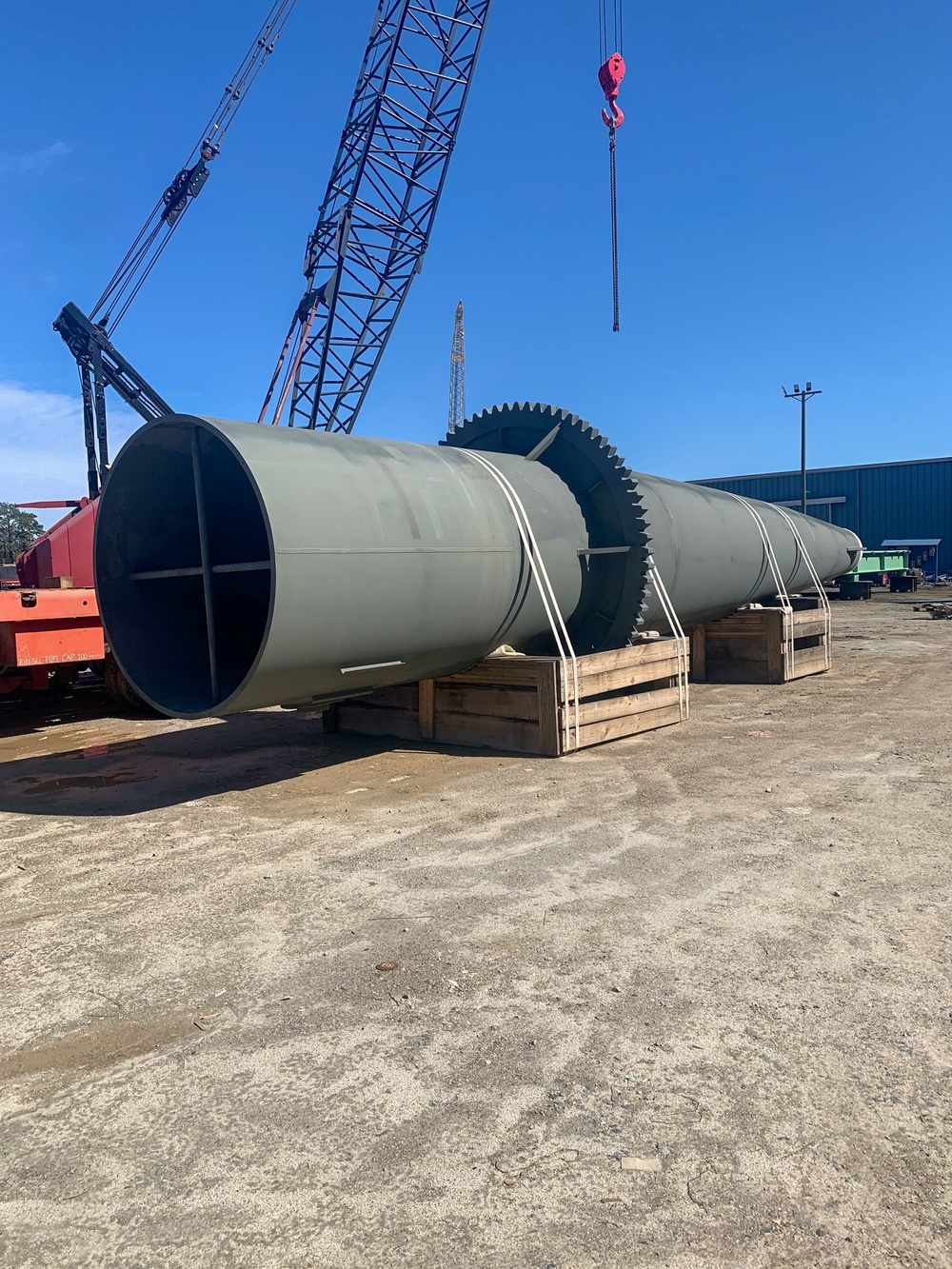 Buffalo District derrickboat under construction