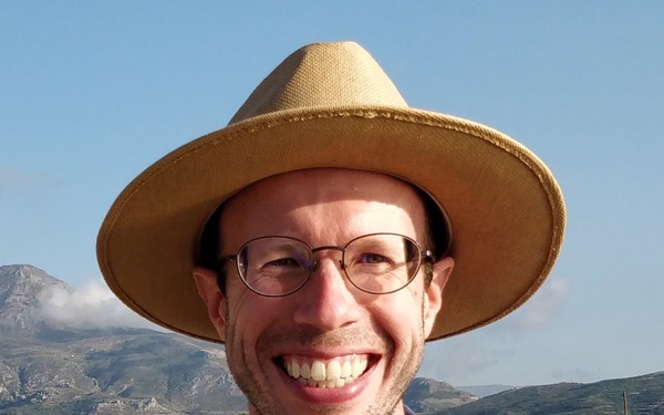 NRL physicist earns 2020 AAAS Newcomb Cleveland Prize