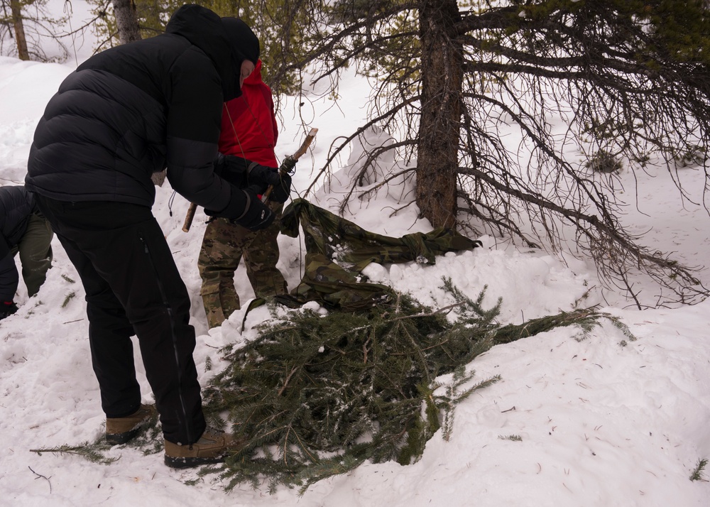 Stay frosty: SERE arctic training