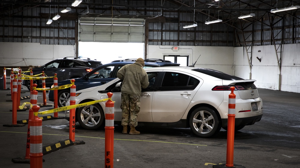 Washington National Guard administers vaccines in Ridgefield, Washington