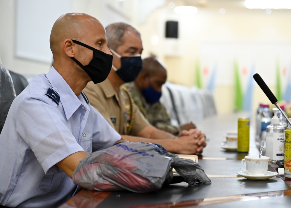 CJTF-HOA DCG meets with Djibouti Chief of Air Force