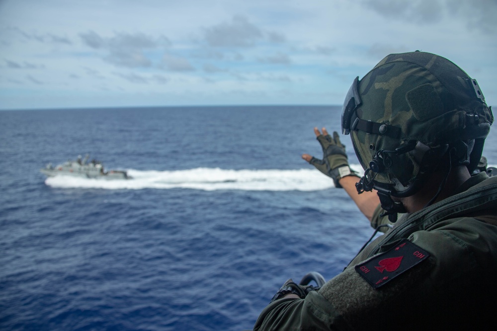 31st MEU conducts Mk VI live fire exercise