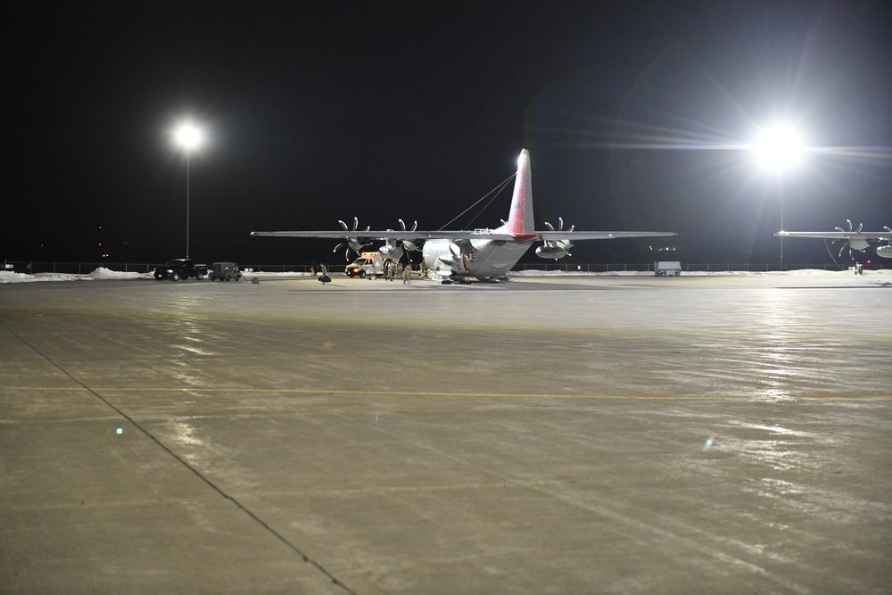 Airmen return from Operation DEEP FREEZE, Antarctica