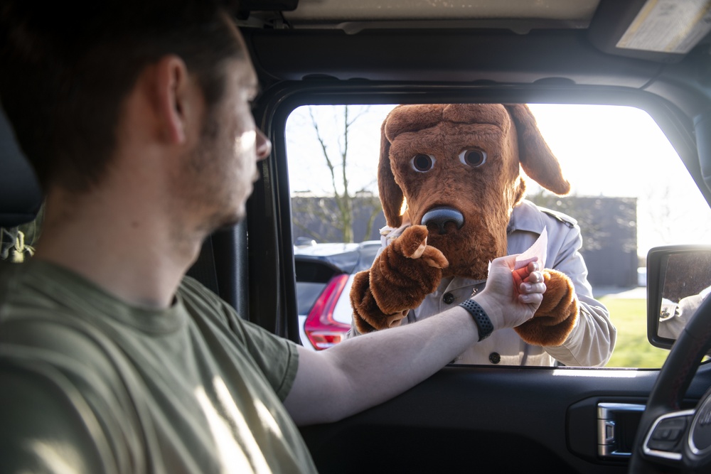 McGruff the Crime Dog encourages safety in 501CSW