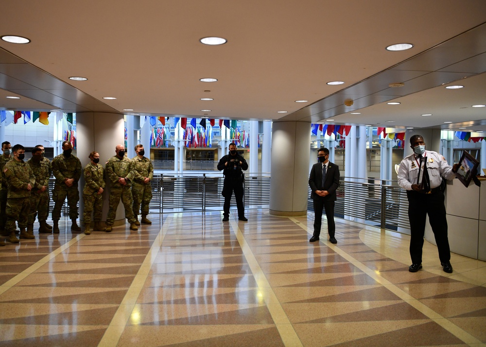 Secret Service presents National Guard with Certificate of Appreciation