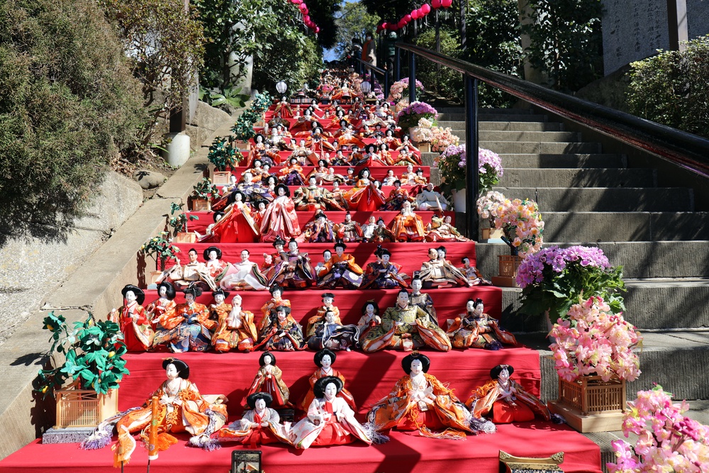 USAG Japan ACS holds walking tour to Zama Shrine for Girls’ Day