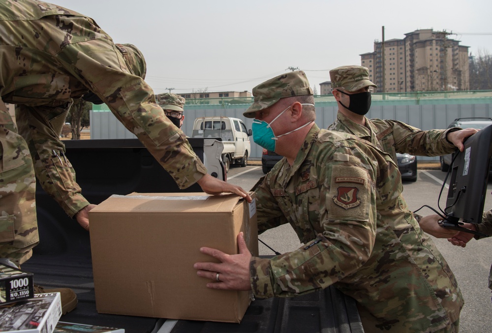 Kunsan Delivers Quarantine Fun to Osan