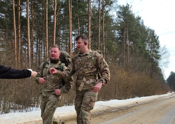 Western Springs Soldier earns German Armed Forces Proficiency Badge