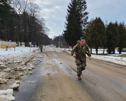 Chicago Soldier earns German Armed Forces Proficiency Badge