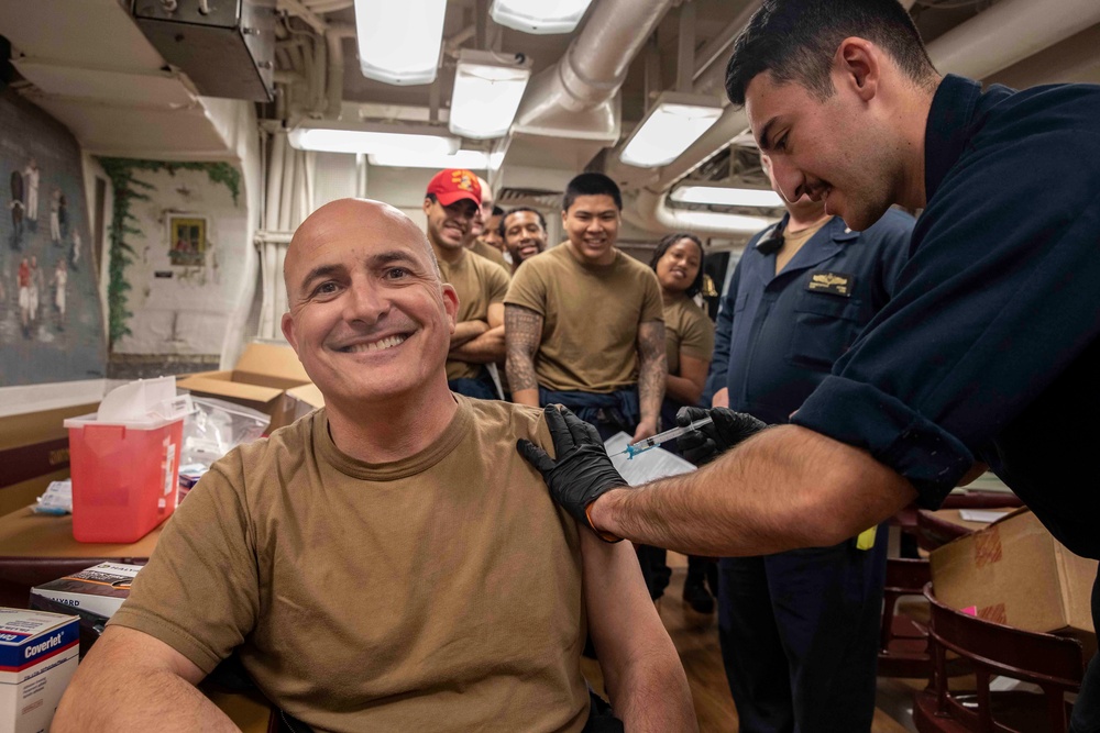 USS Porter Receives COVID-19 Vaccine