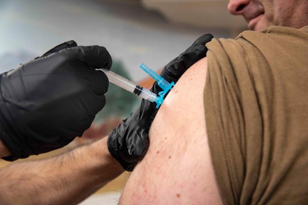 USS Porter Receives COVID-19 Vaccine