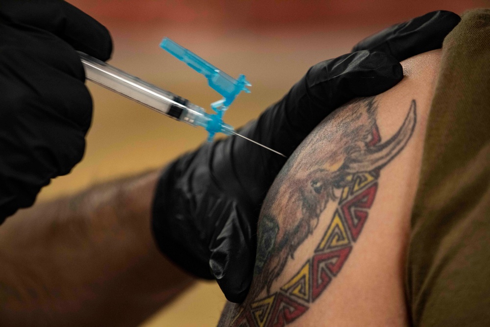 USS Porter Receives COVID-19 Vaccine