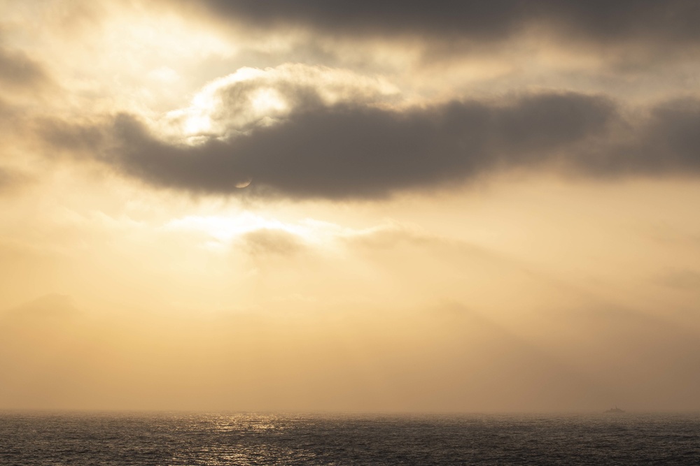 USS Mitscher Participates in Exercise Lightning Handshake