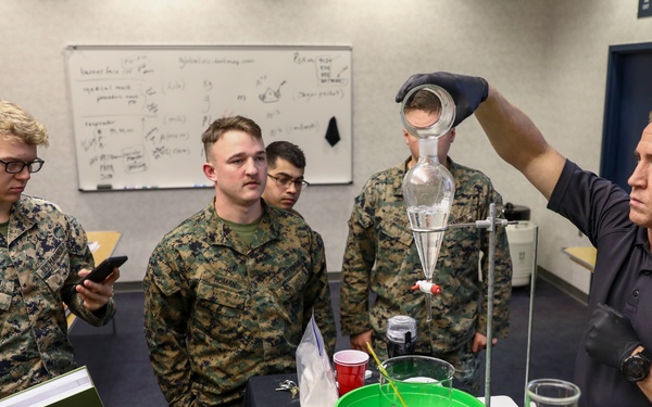 1st Marine Division CBRN trains at Guardian Centers