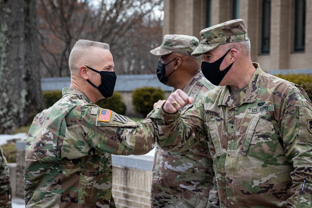 Lt. Gen. Thomas James meets with NJ National Guard