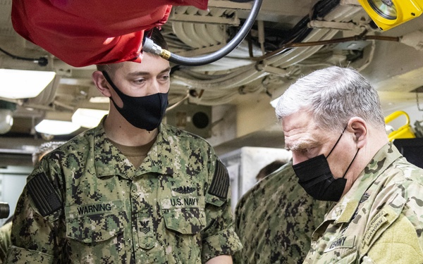 Chairman of the Joint Chiefs of Staff Visits Strategic Deterrent Units in Pacific Northwest