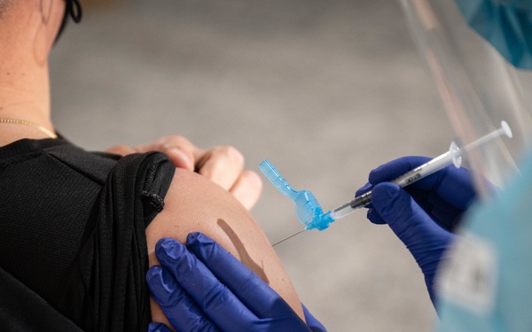 TF-SE federal vaccination site Tampa vaccinates local first responders