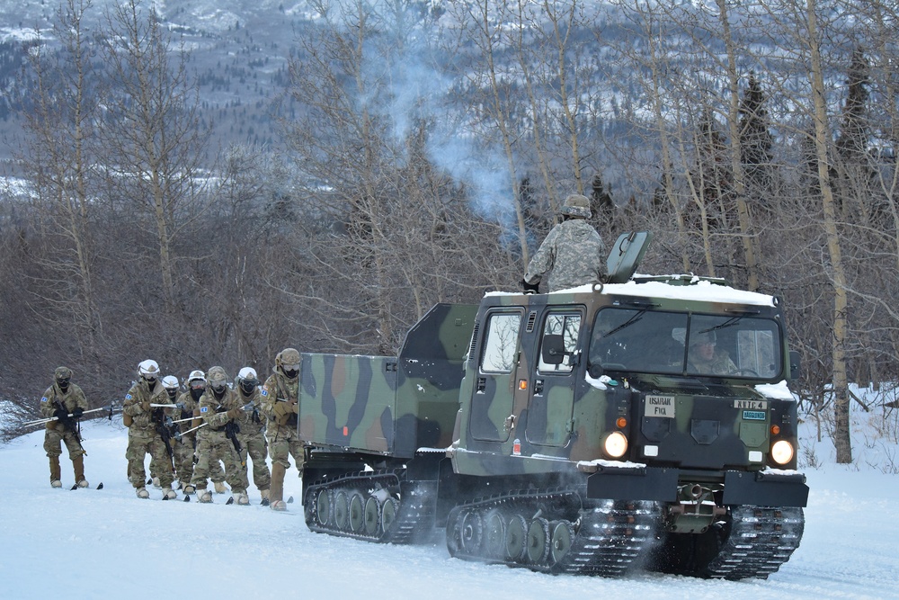 DVIDS - Images - Arctic Warriors compete in U.S. Army Alaska Winter ...