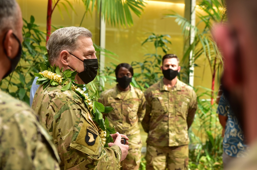 Chairman of the Joint Chiefs of Staff tours DPAA facility