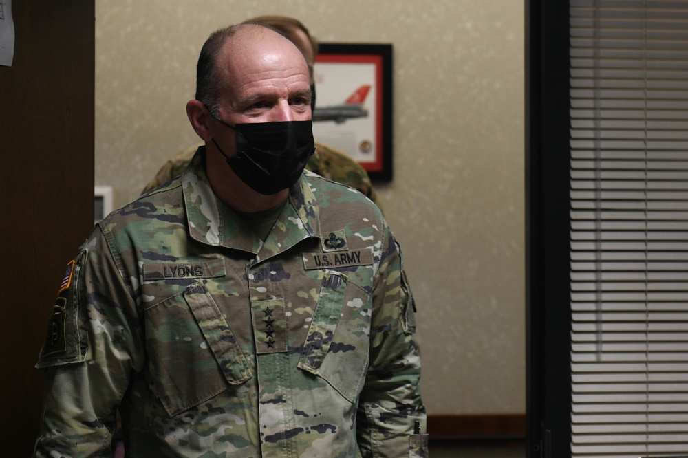 USTRANSCOM commander visits McConnell