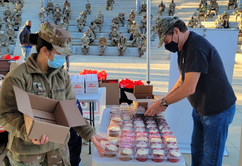 USO visits troops at Cal State LA vaccine site